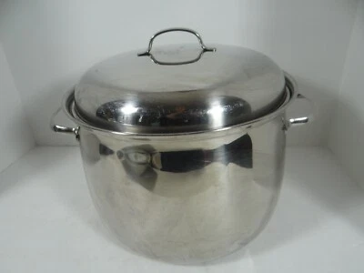 Olla Belgique de 11 cuartos con defectos de tapa Foto 1 de 4