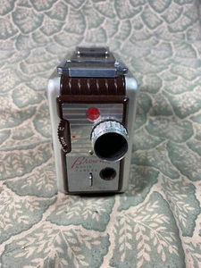 Vintage Kodak Brownie Movie Camera 8mm - Untested - Picture 1 of 7