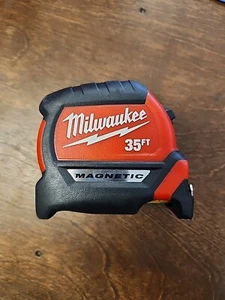milwaukee Tool 48-22-0335. 35ft Compact Wide Blade Magnetic Tape Measure. - Picture 1 of 2