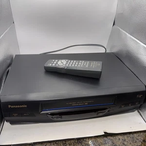 Panasonic PV-V4520 Blue Line 4-Head Hi-Fi Stereo VCR PARTS ONLY With Remote - Picture 1 of 7