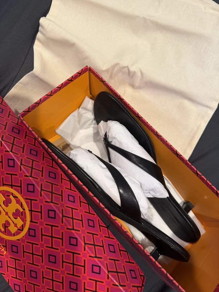 Женские сандалии на низком каблуке Tory Burch Capri 8 1/2 - Изображение 1 из 4