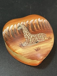 Soapstone Heart Trinket Jewelry Box Hand Carved Painted Giraffe Kisii Kenya VTG - Picture 1 of 12