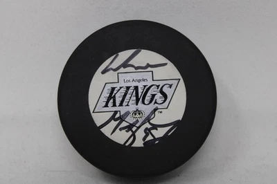 Wayne Gretzky Hockey Puck Signed Auto PSA/DNA Authentic Los Angeles Kings - Image 1 of 2