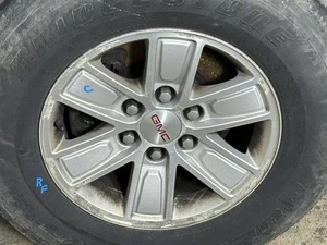 Wheel 17x8 6 Spoke Opt Q5W Fits 14-18 SIERRA 1500 PICKUP 2759696 - Picture 1 of 10