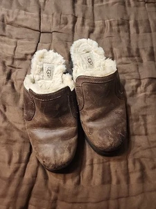  UGG Brown Leather Slippers- size 8 - Picture 1 of 7
