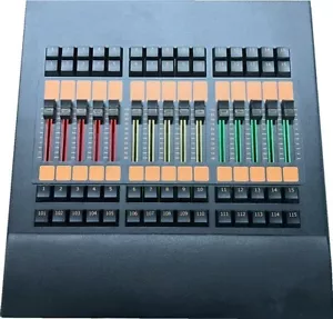 road case pack disco led light fader Wing motorized onpc DMX controller console - Picture 1 of 7