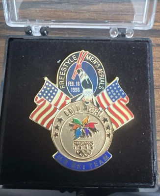 Vintage 1998 Olympic Pin NAGANO US Ski Team Men's Aerials Freestyle - Image 1 of 4