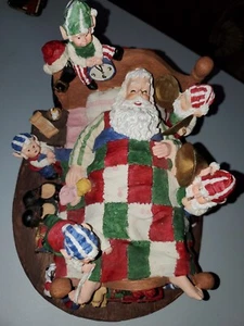 Vintage Kmart große Weihnachtsfigur Weihnachtsmann in Bettelfen, Resin. Wunderschön - Bild 1 von 15