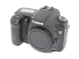 Canon EOS 30D 8.2MP Digital SLR Camera Body - Black - Picture 1 of 10