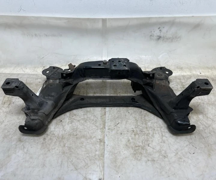 2005-2007 Ford Escape Mercury Mariner Front Crossmember Engine Cradle Oem 05-07 - Image 1 of 4