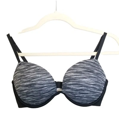 Sujetador ROSA Victoria's Secret Sujetador con aros Sujetador súper push up 32D Usar en todas partes  Foto 1 de 4