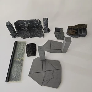 2003 McFarlane Matrix Sentinel Deluxe Actionfigur Teile - Bild 1 von 11