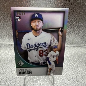 2023 Topps Transcendent Chrome Icon Refractor Michael Busch /25 SP VAR RC - Picture 1 of 10