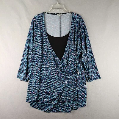 Top Avenue para mujer talla 22 a 24 azul estampado animal imitación envoltura elástico cómodo Foto 1 de 4