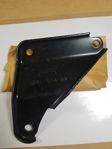 OEM Ford D2OZ-10156-B Alternator Bracket - Picture 1 of 15