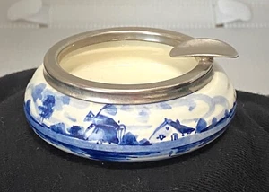 SIGNED Delfts Elesva Blue Holland Ashtray Windmill on Canal - Picture 1 of 5