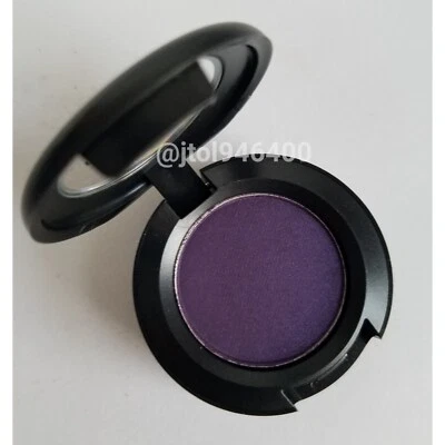 Mac Marvel Eyeshadow Limited Edition / Discontinued - Image 1 of 4