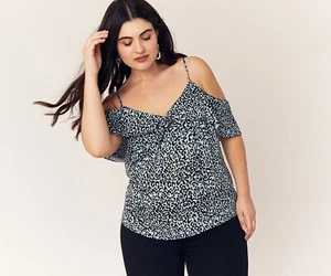 Brand New OASIS CURVE Blue Animal Print COLD SHOULDER Summer Top PLUS Size 20 - Picture 1 of 3