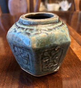 Antikes chinesisches grün glasiertes Steingut Keramik sechseckiges Ingwerglas - Bild 1 von 8