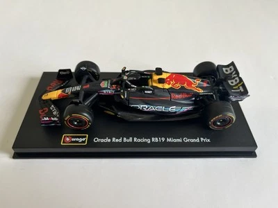 Bburago 1:43 Formula 1 Red Bull Honda RB19  Miami GP 2023 Max Verstappen #1 - Image 1 of 4