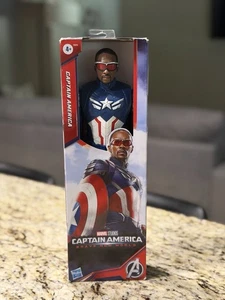 Figura Marvel 12" CAPITÁN AMÉRICA (Sam Wilson) (NUEVA) - Imagen 1 de 4