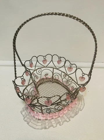 Heart shaped wire basket red accent beads Cover