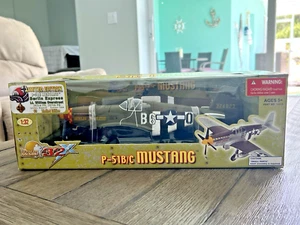 21st Century Toys Limited Edition 1:32 WWII P-51B/C MUSTANG "Berlin Express" NIB - Picture 1 of 7