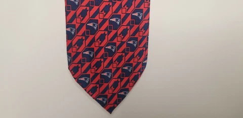 New England Patriots NFL licensed necktie PATRIOTS logo/pattern Cover