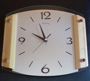 AMS 5938/18 Funk Wanduhr Buche Massiv Analog Made in Germany Modernes Design - Bild 1 von 6