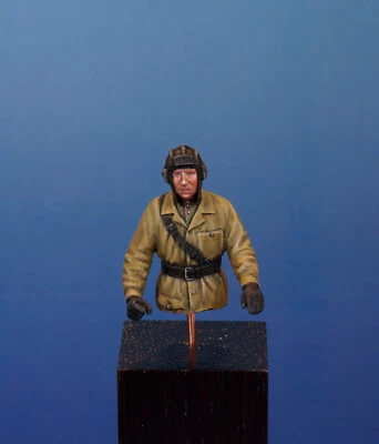 Russian Tanker WWII Eastern Front War-Pro Built & Painted Figure 1/35 scale - Image 1 of 3