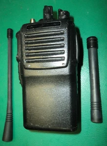 VX STANDARD VX-231-G7-5 UHF 450 512 MHz 16ch TWO WAY RADIO Battery & Antenna ! - Picture 1 of 16