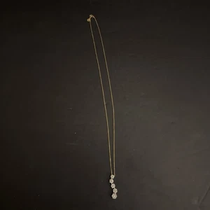 Collana in oro giallo 10 kt e 14 kt con ciondolo da viaggio in crosta di diamanti 18" - Foto 1 di 13