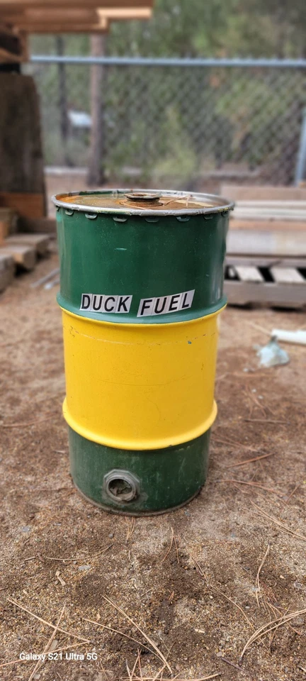 Tambor de aceite 20 gal (vacío) Foto 1 de 1