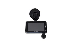 Nightvision Dash Cam Crash DVR w/ High Quality Video/Photo Resolution + Audio - Picture 1 of 9