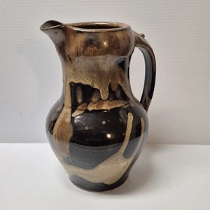Glasierte Keramik Krug Vase Henkel signiert Tropfglasur Mid Century MCM - Bild 1 von 14