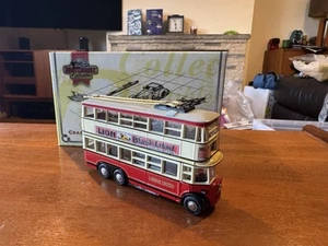 Matchbox Yesteryear - YET03-M 1931 Diddier Trolley Bus Diecast Model - Picture 1 of 10