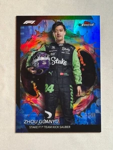 2024 Topps Finest Formula 1 Raro Refractor Azul Zhou Guanyu/99 #214 Estaca (B) - Imagen 1 de 2