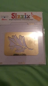 Sizzix Simple Impressions Embossing Folder; Leaf, Maple - 38-9550 - Picture 1 of 2