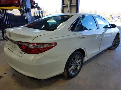 Espejo retrovisor interior delantero central usado se adapta a: Toyota Camry 2016 dimmi manual Foto 1 de 4