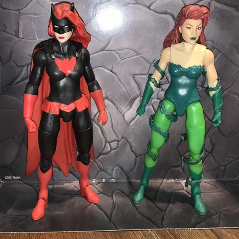mattel dc multiverse Bat woman And Poison Ivy Cover
