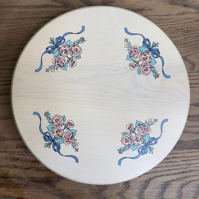 老式木制懒人苏珊转盘花卉设计13英寸粉红色玫瑰和蓝色蝴蝶结 — 第 1/4 张图片