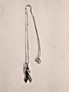 Sterling Silver .925 Ribbon Charm Pendant and 18" Box Chain Necklace NEW Jewelry - Imagen 1 de 5