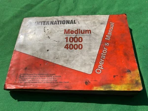 INTERNATIONAL MEDIUM 1000 4000 OWNERS OPERATORS GUIDE MANUAL BOOK Free Ship B55 - Picture 1 of 8