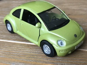 VW Beetle 1:36 Diecast WELLY New VW Beetle No.49748 Lime Green VGC - Picture 1 of 7