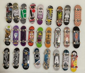 Lot of 26 Finger Boards Tech Deck and Others - Bild 1 von 11