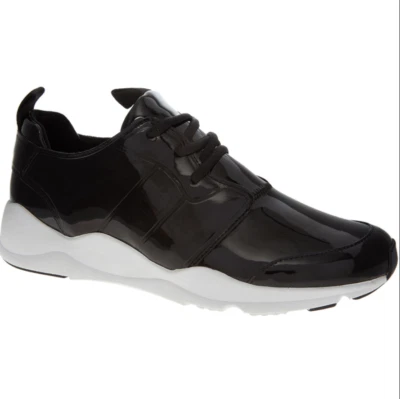 Tenis para correr Juicy Couture Gerbera para dama charol negro alto brillo PVP £136,99 Foto 1 de 4