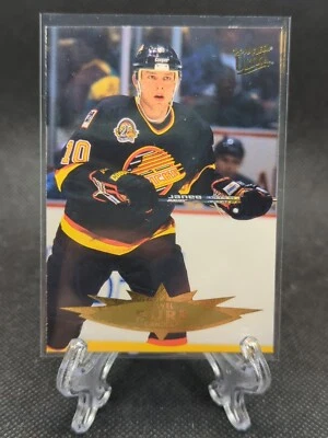 1995-96 Ultra Canucks Hockey Card #166 Pavel Bure - Image 1 of 2