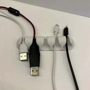 desk cable organiser -holds 5 cables - Picture 1 of 6