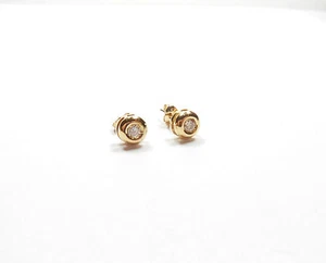 DIAMOND SOLITAIRE ROUND STUD EARRINGS 18 carat gold 0.26 carats - Picture 1 of 5