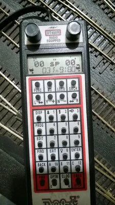Digitrax DT400R Simplex Radio Equipped Super Throttle. - Image 1 of 4